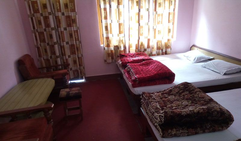 Hotel Narmada Bhawan Badrinath room near by temple